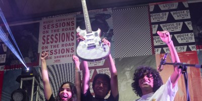 Del garage al escenario