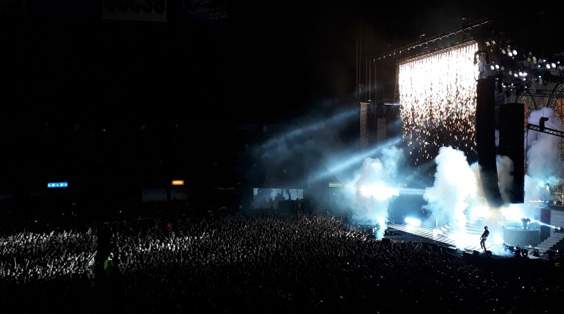 Ghost enciende a miles de almas mexicanas