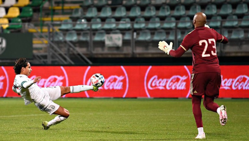 México salva fecha FIFA del pie de Lainez