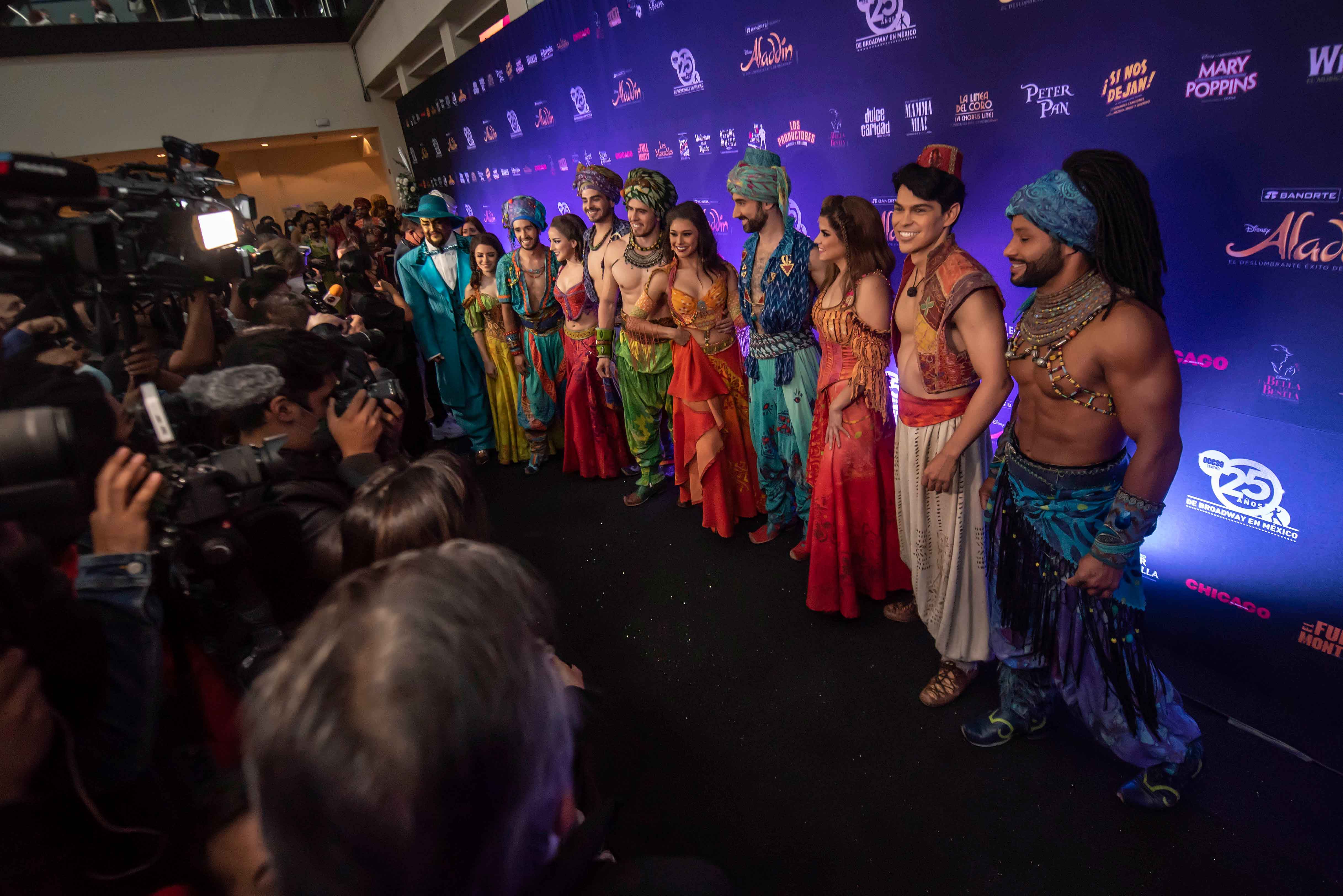Elenco de Aladdín / Foto: OCESA