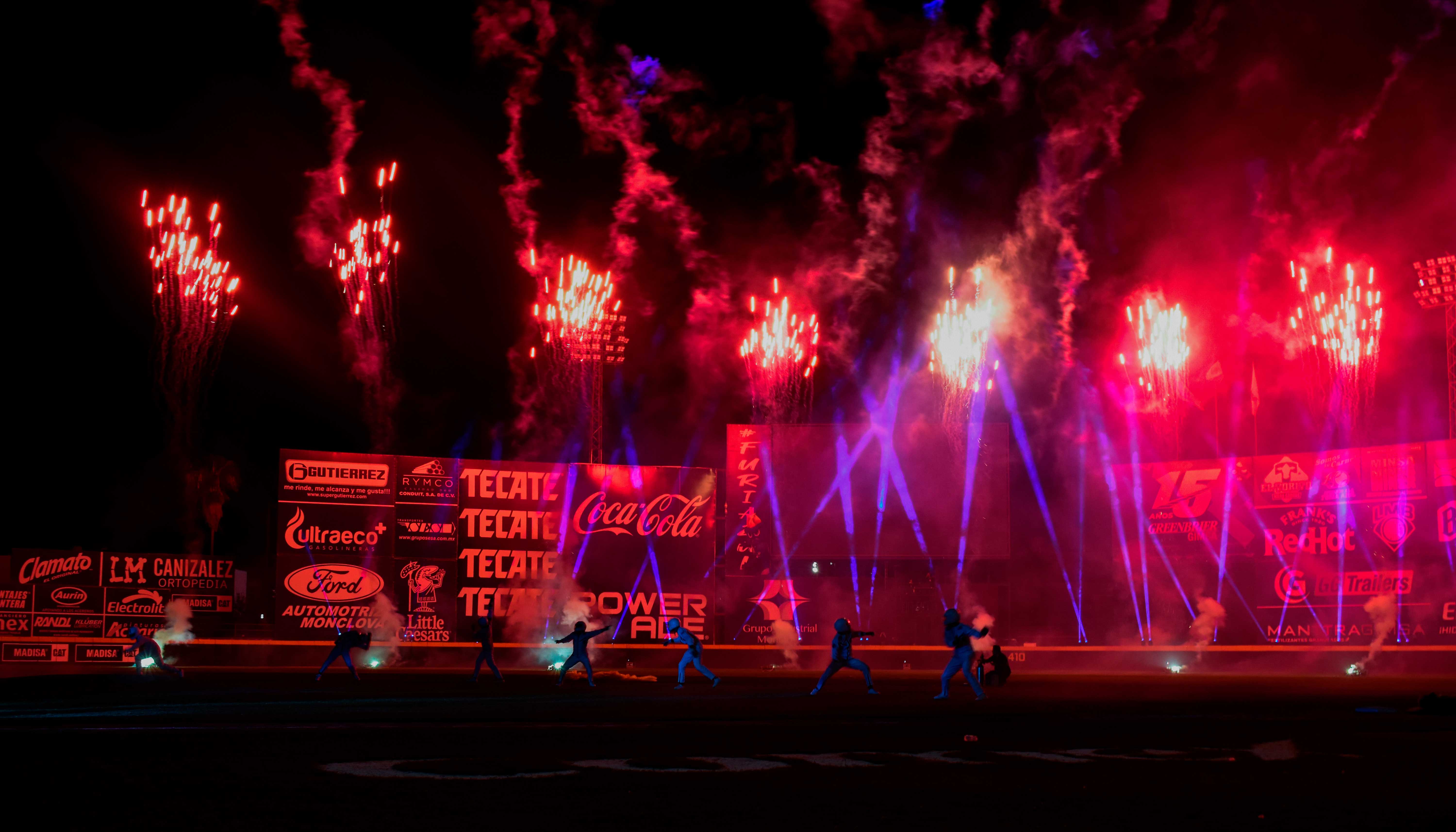 Espectáculo de fuegos pirotécnicos / Foto: Frecuencia CEM