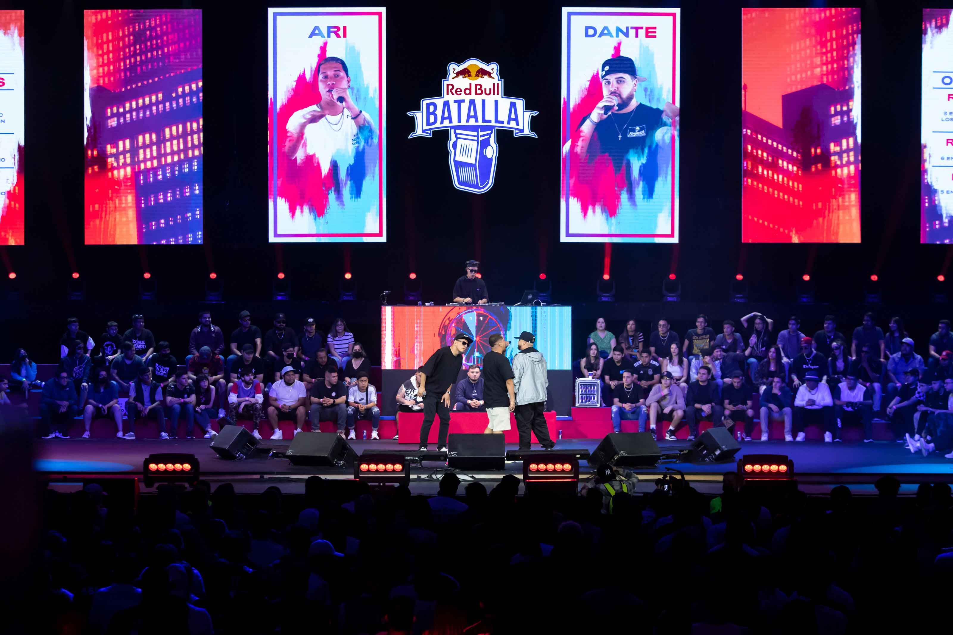 Ari Carrillo vs. Dante / Foto: Red Bull