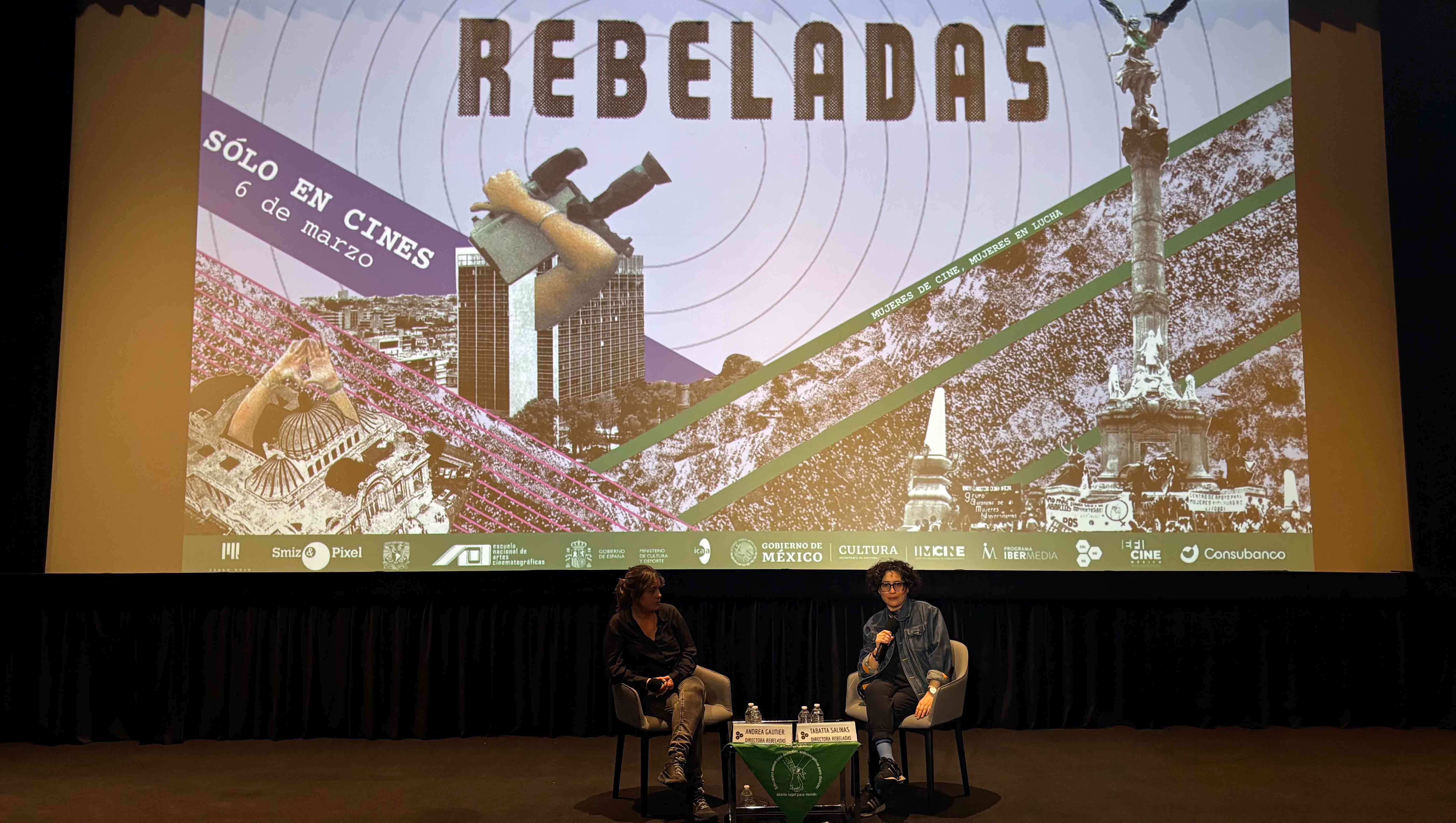 Andrea Gautier y Tabatta Salinas